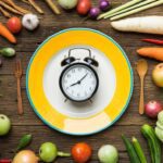 Cómo Hacer Ayuno Intermitente: Guía Completa para Comenzar y Maximizar sus Beneficios
