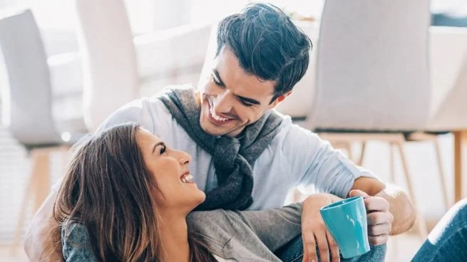 ¿Qué es Sapiosexual? Todo lo que Necesitas Saber sobre esta Atracción Intelectual